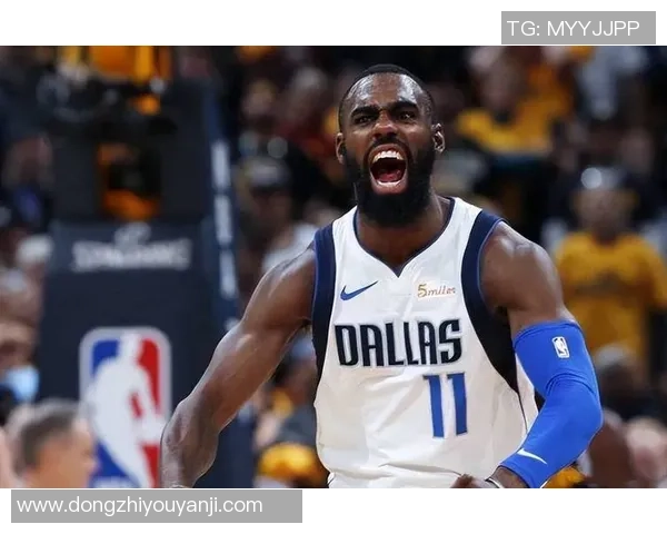 射手回归!小哈达威半场三分5中4斩获13分2板季前赛状态回升 射手回归!小哈达威半场三分5中4斩获13分2板季前赛状态回升